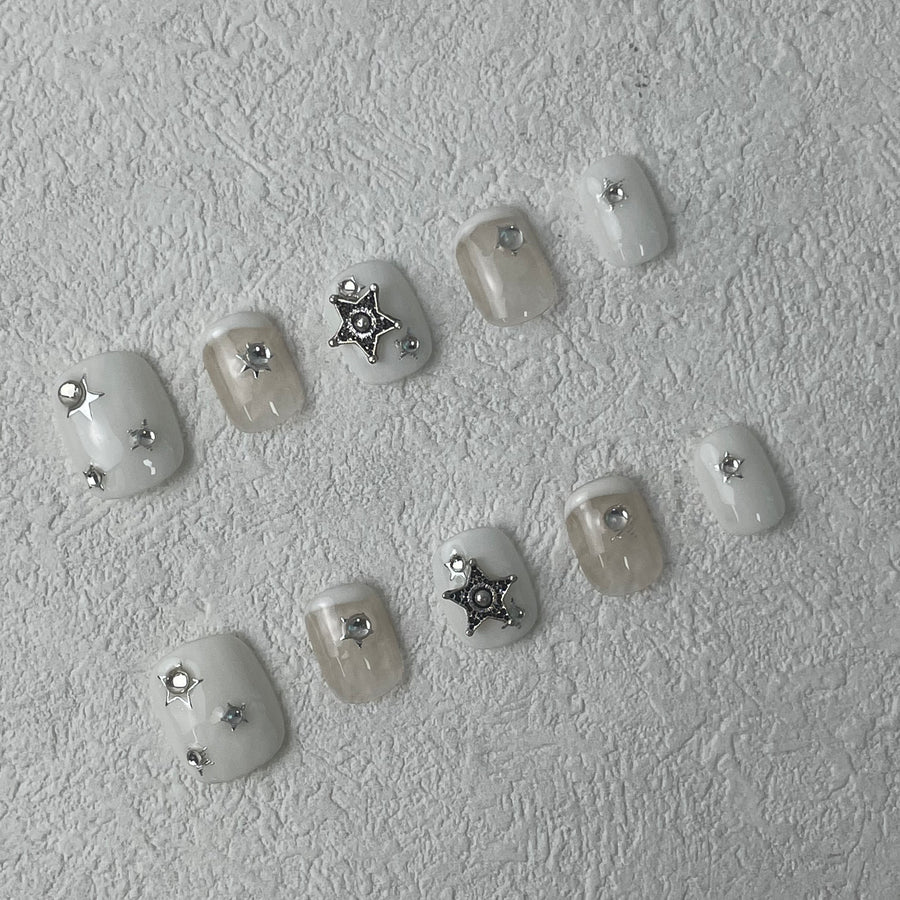 02 Handmade Press on Nails 10pcs