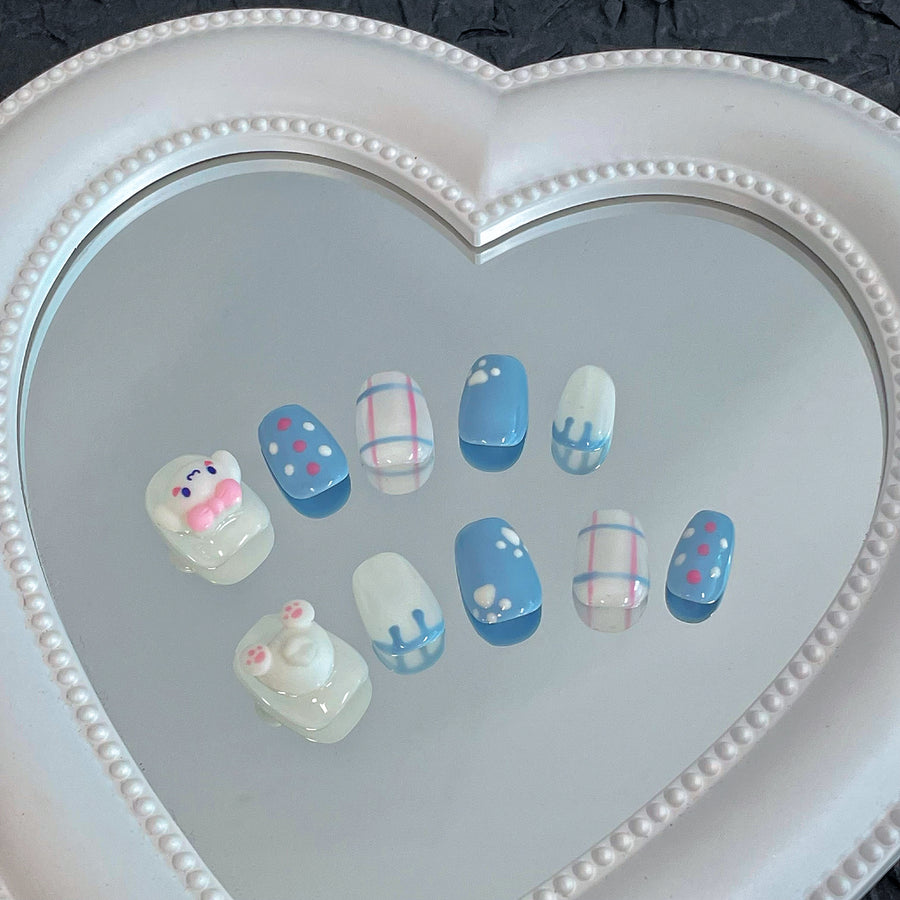 16 Handmade Press on Nails 10pcs